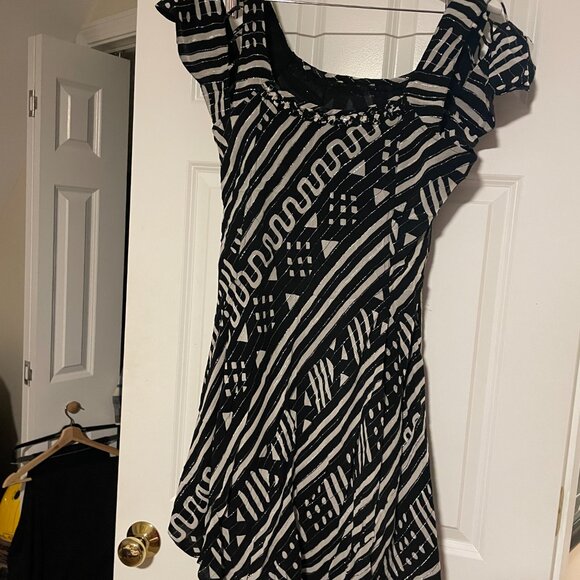 Skirt and top set - Picture 4 of 11